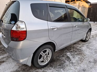 honda fit 2007: Honda Fit: 2007 г., 1.3 л, Вариатор, Бензин, Хетчбек