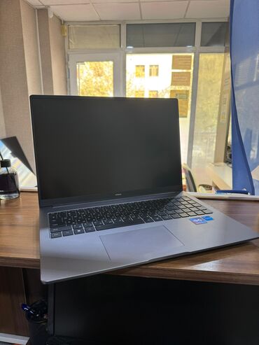 irşad electronics noutbuklar: Intel Core i5, 16 GB, 16 "