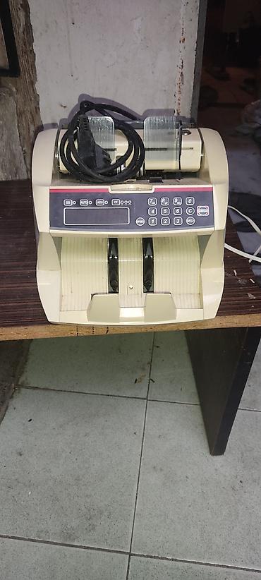 Pul sayan aparatlar: Pul sayma maşını - Banknot sayğıcı, ön yükləmə tepsisi və ikili çıxış — 3