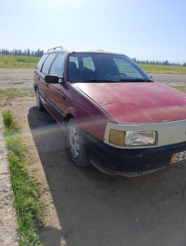 Volkswagen: Volkswagen Passat: 1989 г., 1.8 л, Механика, Бензин, Универсал