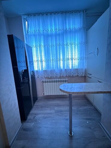 Uzunmüddətli kirayə mənzillər: 9/6 2otaq
Şəraitli 700 azn ailəliyə.
Maklerlər yığmasın -da lalafo.az — 5 Uzunmüddətli kirayə mənzillər: 9/6 2otaq
Şəraitli 700 azn ailəliyə.
Maklerlər yığmasın — 5