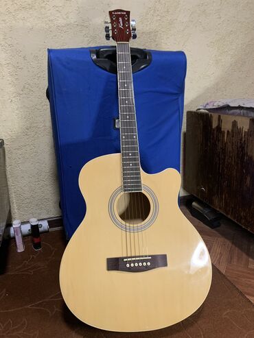 советские гитары: Guitar Kadence Frontier 10/10 with Bag
Absolutely Clean