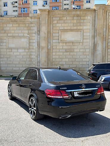 mercedes e220 cdi: Mercedes-Benz E 220: 2.2 l | 2015 il Sedan — 5
