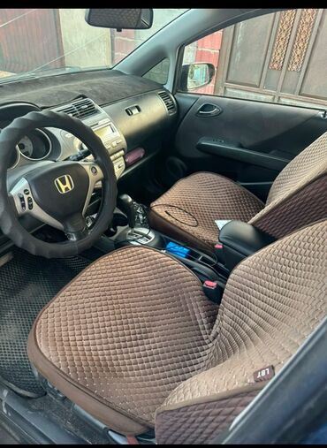 кузов портер 1: Honda Jazz: 2007 г., 1.4 л, Вариатор, Бензин, Хетчбек