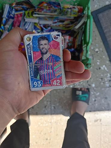 pokemon karti: Salam illərdir yığdığım kartları satıram 5 minə yaxın kartım var real — 7