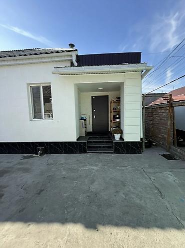 Продажа коттеджей и домов: ПРОДАЕТСЯ НЕМЕЦКИЙ ДОМ 📌 Общая площадь: 80 м² 🔹 Материал стен: кирпич — 14