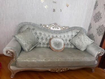 Ev üçün digər mebel: Divan