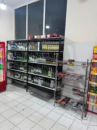Sifarişlə şərab evi üçün vitrinlər: 1 eded Çaxır vitrini Siqaret polkası İçki üçün Mebel Demir vitrin 3 -da lalafo.az — 3 Sifarişlə şərab evi üçün vitrinlər: 1 eded Çaxır vitrini Siqaret polkası İçki üçün Mebel Demir vitrin 3 — 3