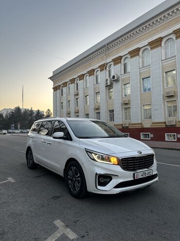 Kia: Kia Carnival: 2018 г., 2.2 л, Автомат, Дизель, Минивэн