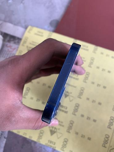 Apple iPhone: IPhone 12, 79 % — 2