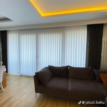 Jalüzlər: Jalüzlər — 1