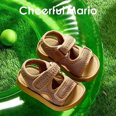 Детская обувь: 1. Кроксы детские. Crocs. Вьетнам. 1500 сом. 2. Шлепки - машинки. 500 — 10