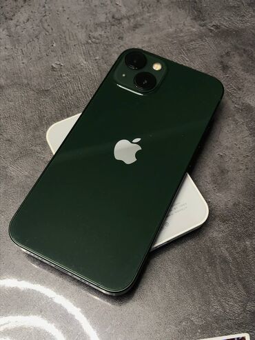 айфон абмен: IPhone 13, Б/у, 128 ГБ, Alpine Green, Защитное стекло, Чехол, 80 %
