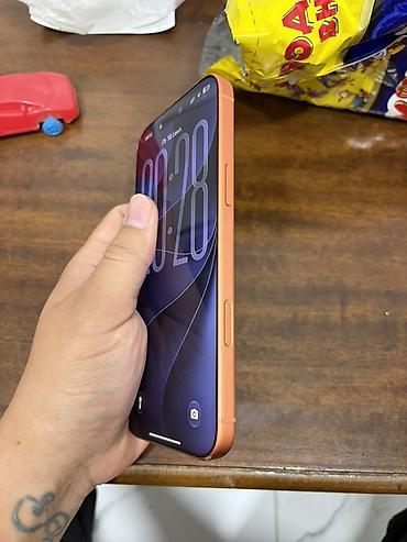 купить компьютер apple бу: IPhone 17 Pro Max, Б/у, 256 ГБ, Оранжевый, Коробка, 95 % — 4