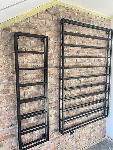 stare vitrine prodaja: ZIDNE POLICE ZA VINSKE FLAŠE IZRADA PO MERI X65 | — 1