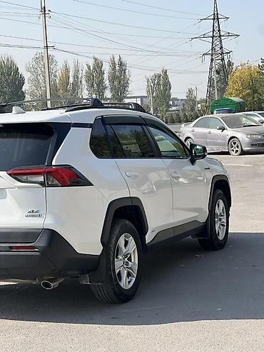 Toyota: Toyota RAV4: 2019 г., 2.5 л, Автомат, Гибрид, Кроссовер — 4