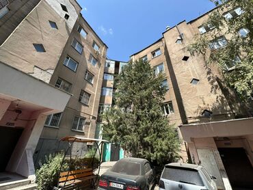 с квартирантами с магазином готовый бизнес квартирный комнат действующим: 4 комнаты, 91 м², Индивидуалка, 5 этаж, Косметический ремонт
