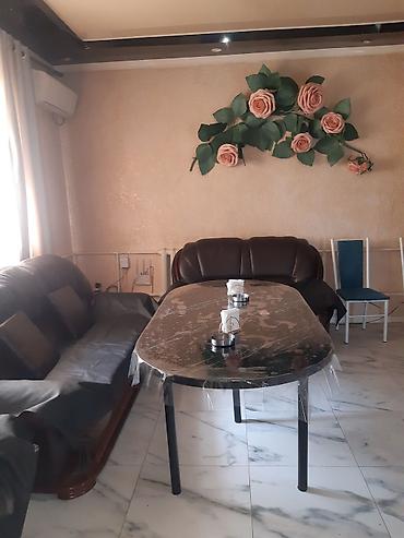 Посуточная аренда домов: 1000 м², 5 комнат — 1