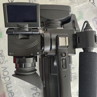 Videokameralar: Sony HXR-MC1500 peşəkar videokamera Yaxşı malın qiyməti üstündə olur — 9