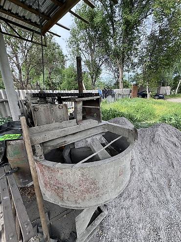 Производство пескоблоков: Продаётся готовый комплект для бизнеса — станок по производству — 8