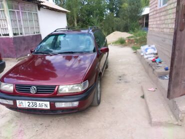 продаю пасат: Volkswagen Passat: 1994 г., 1.8 л, Механика, Бензин, Универсал