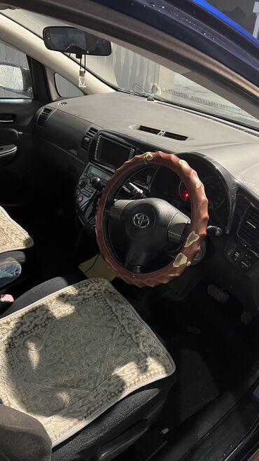 Toyota: Toyota WISH: 2004 г., 1.8 л, Автомат, Бензин, Минивэн — 2