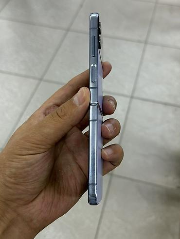 samsung: Samsung Galaxy Z Flip 4, Б/у, 256 ГБ, цвет - Фиолетовый, 1 SIM, 2 SIM — 2