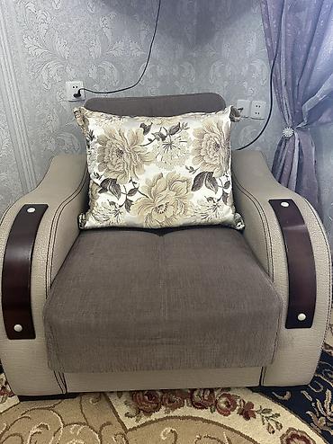 Mebel: İşlənmiş, Klassik divan, Divan, Bazalı, Açılan — 2