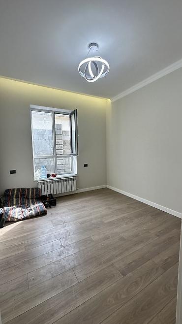 Продажа домов: 4 комнаты, 124 м², 4 соток, Бишкек, Рухий Мурас ж/м Собственник — 9