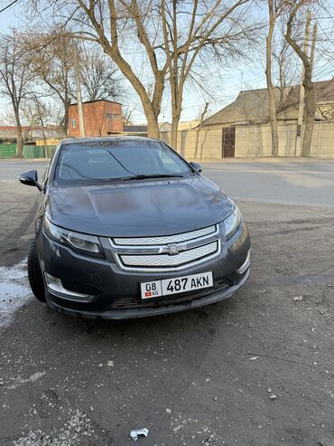 Шины: Chevrolet Volt: 2012 г., 1.4 л, Автомат, Бензин, Хэтчбэк