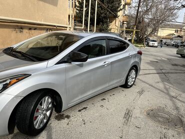 Hyundai: Hyundai Elantra: 1.8 l | 2014 il Sedan