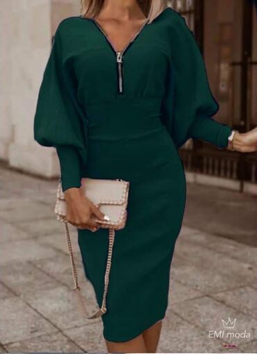 Haljine: Haljina
S m l xl
2200din — 10