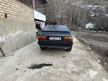 Audi: Audi 100: 1989 г., 2.3 л, Механика, Бензин, Хэтчбэк — 9
