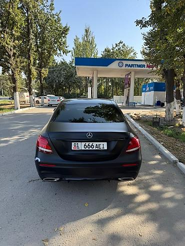 w124 e220: Mercedes-Benz E-Class: 2019 г., 2 л, Автомат, Бензин, Седан — 4