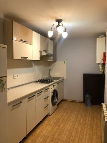 azadliqda kiraye ev: 9mkr nesimi metrosunun yaninda 9mertebenin 5ci mertebesi 2otagli super