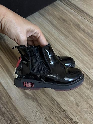 lacoste majice beograd: Dečje čizmice ZARA x Minnie Mouse - Model: gumene/čizme za kišu u — 1