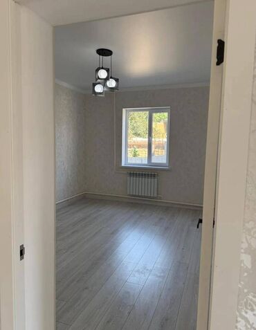 продаю дом авто рынок: Дом, 85 м², 5 комнат, Агентство недвижимости, Косметический ремонт