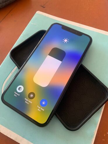 бу рации: IPhone X, Б/у, 64 ГБ, Jet Black, Зарядное устройство, Защитное стекло, Чехол, 100 %