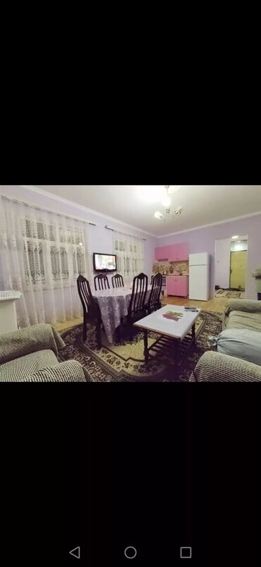 Günlük kirayə evlər: 80 kv. m, 3 otaqlı, İnternet, Telefon, Qaz — 11