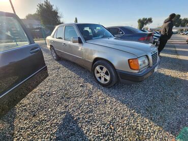 мерс 210 авангарт: Mercedes-Benz 230: 1990 г., 2.3 л, Автомат, Бензин, Седан