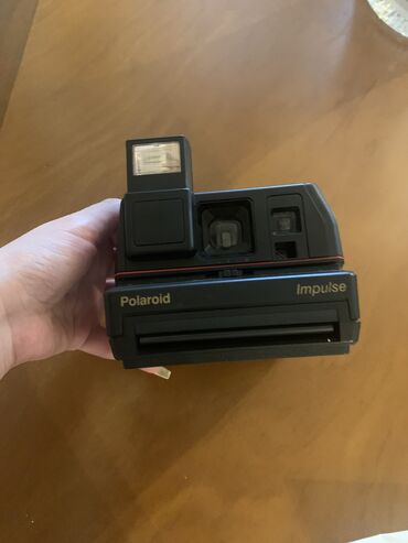 polaroid: Her biri 20 manat