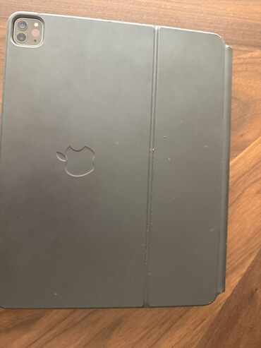 Apple iPad: İşlənmiş Apple iPad Pro 12.9 (2021), 12,9", 1 TB, Ödənişli çatdırılma, Ünvandan götürmə — 10