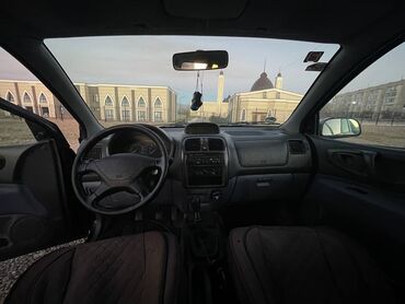 Mitsubishi: Mitsubishi Space Star: 2001 г., 1.6 л, Механика, Бензин, Хэтчбэк — 7