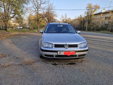 машина капейка: Volkswagen Golf: 2003 г., 1.6 л, Механика, Бензин, Универсал