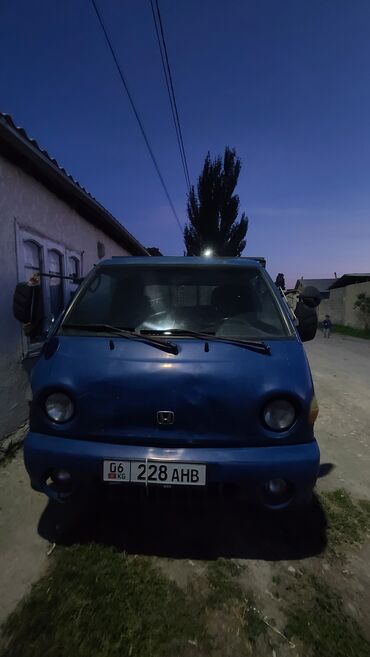 Hyundai: Hyundai Porter: 1999 г., 2.5 л, Механика, Дизель, Пикап