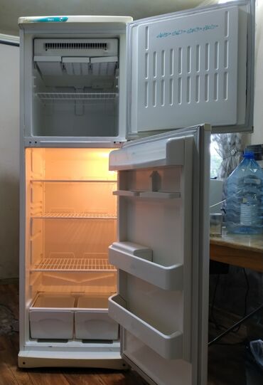 стол холодильный: Холодильник Stinol, Б/у, Двухкамерный, No frost, 59 * 184 * 59