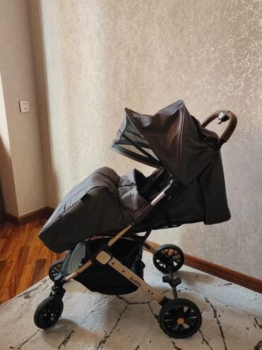 Gəzinti arabaları: Milana. Kidilo kaleska qiymeti 85 man Yep yenidi prablemi yoxdur evde