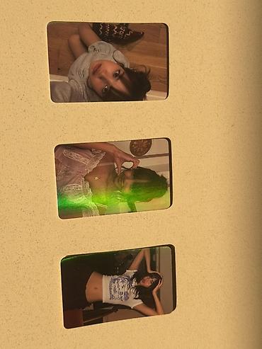 sintezator satışı: BLACKPINK – Lisa kolleksiya fotokartları (3 ədəd) - Rəng: Qızılı arxa — 1