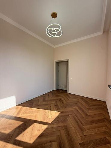 Продажа коттеджей и домов: 6 комнат и более, 340 м², 4 соток, Бишкек, Арча-Бешик ж/м Риэлтор — 21