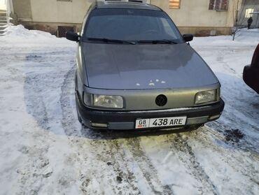 Volkswagen: Volkswagen Passat: 1990 г., 1.8 л, Механика, Бензин, Седан